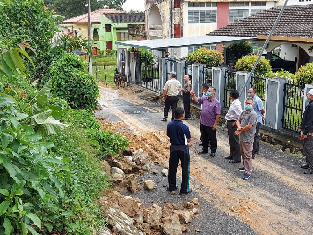 LAWATAN TURUN PADANG DATO BANDAR