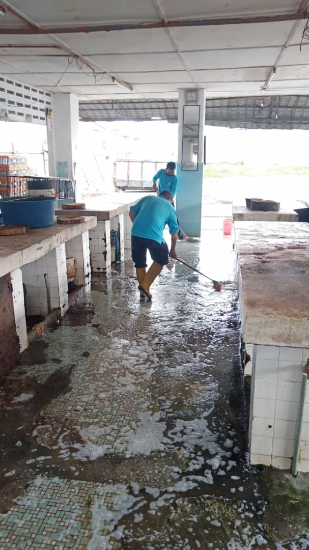 PASAR AWAM MANTIN