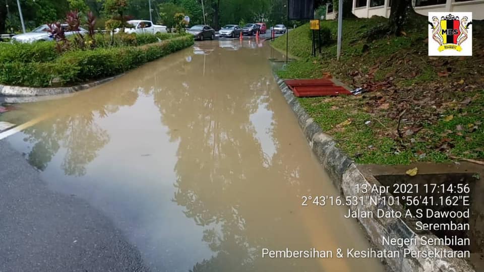 JALAN TAMAN BUNGA