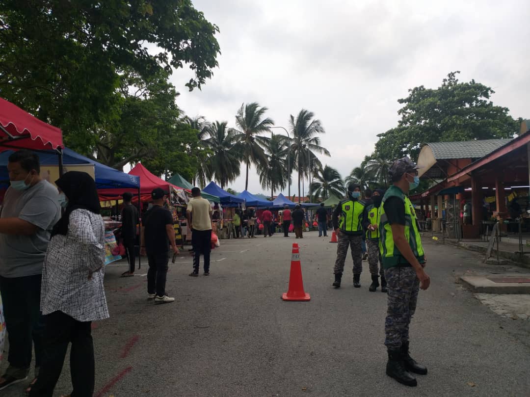 TAMAN DESA RHU