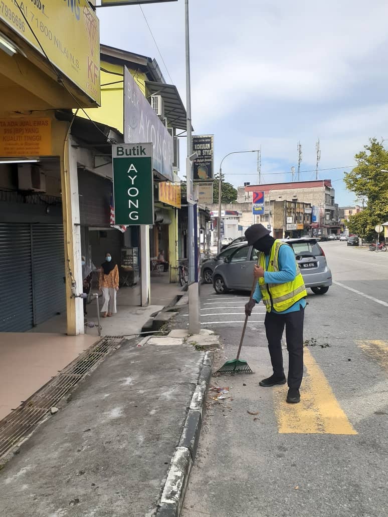 JALAN PEKAN NILAI