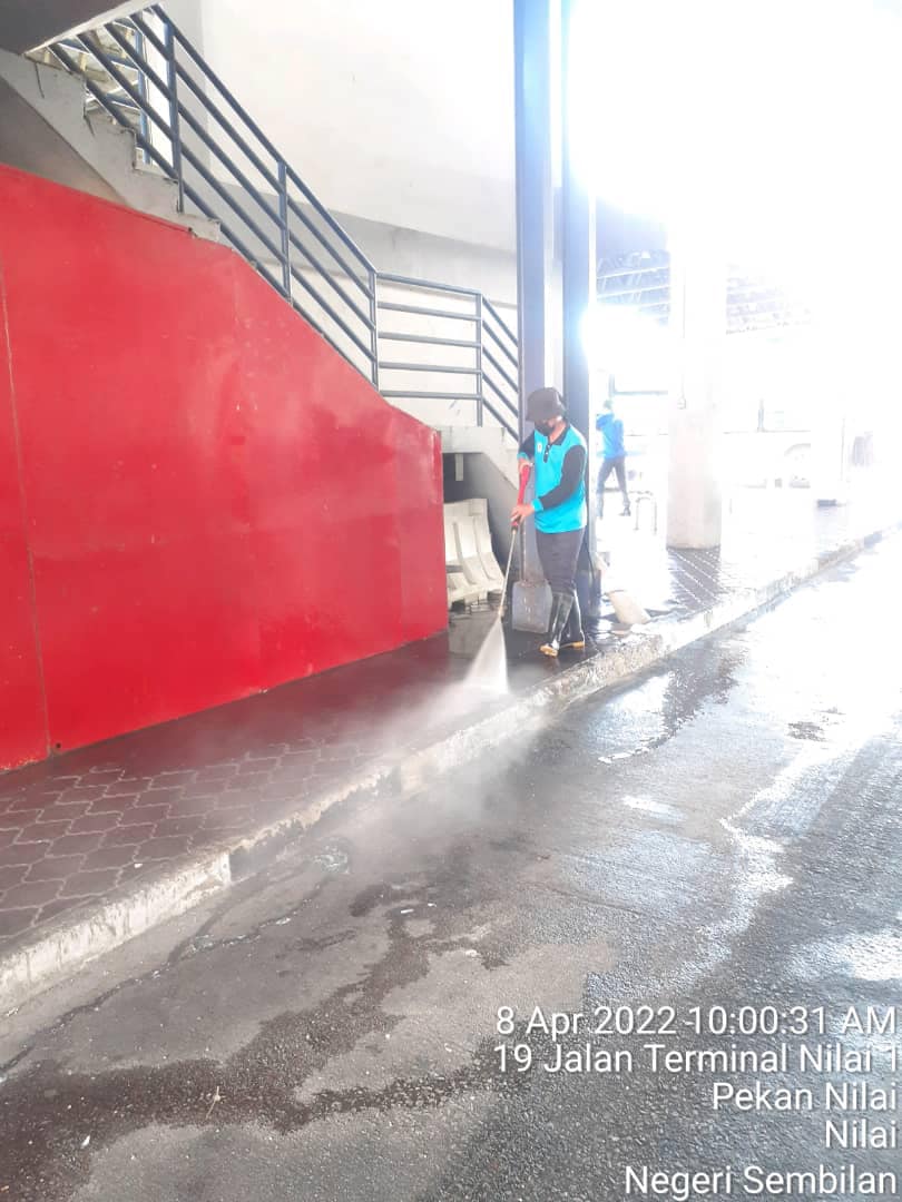 PERHENTIAN BAS DAN TEKSI NILAI SENTRAL.
