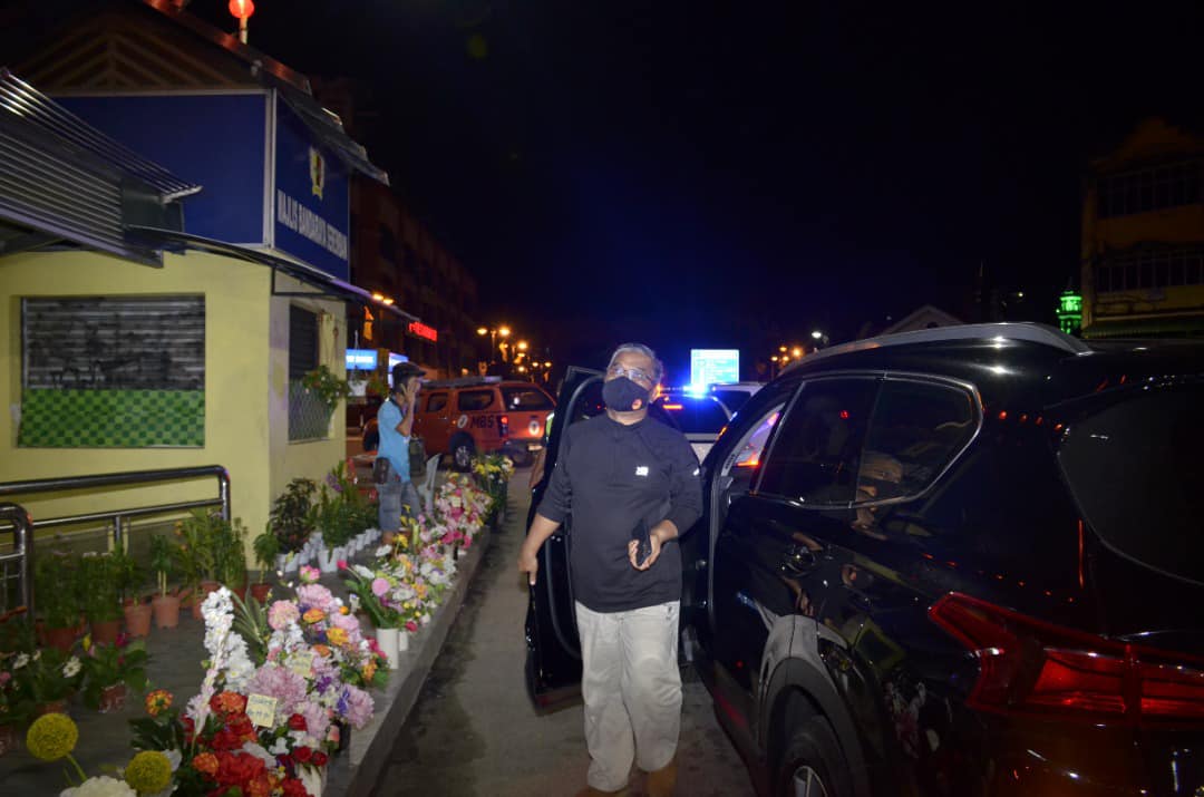 RONDAAN MALAM
