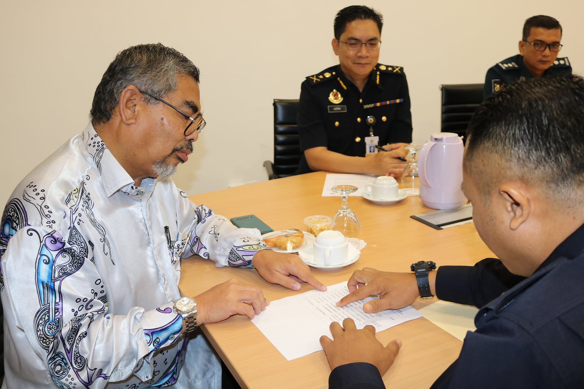 KUNJUNGAN HORMAT OLEH TUAN AZRIN BORHAN PENGARAH JABATAN PENGANGKUTAN JALAN (JPJ) NEGERI SEMBILAN