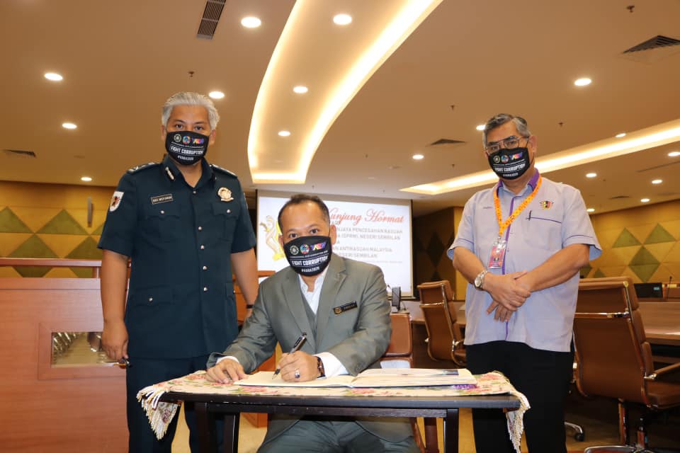 KUNJUNGAN HORMAT SURUHANJAYA PENCEGAHAN RASUAH MALAYSIA (SPRM) NEGERI SEMBILAN 