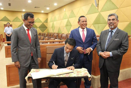 Lawatan Kerja Menteri Besar Negeri Sembilan dan Ketua Pengarah Perkhidmatan Awam