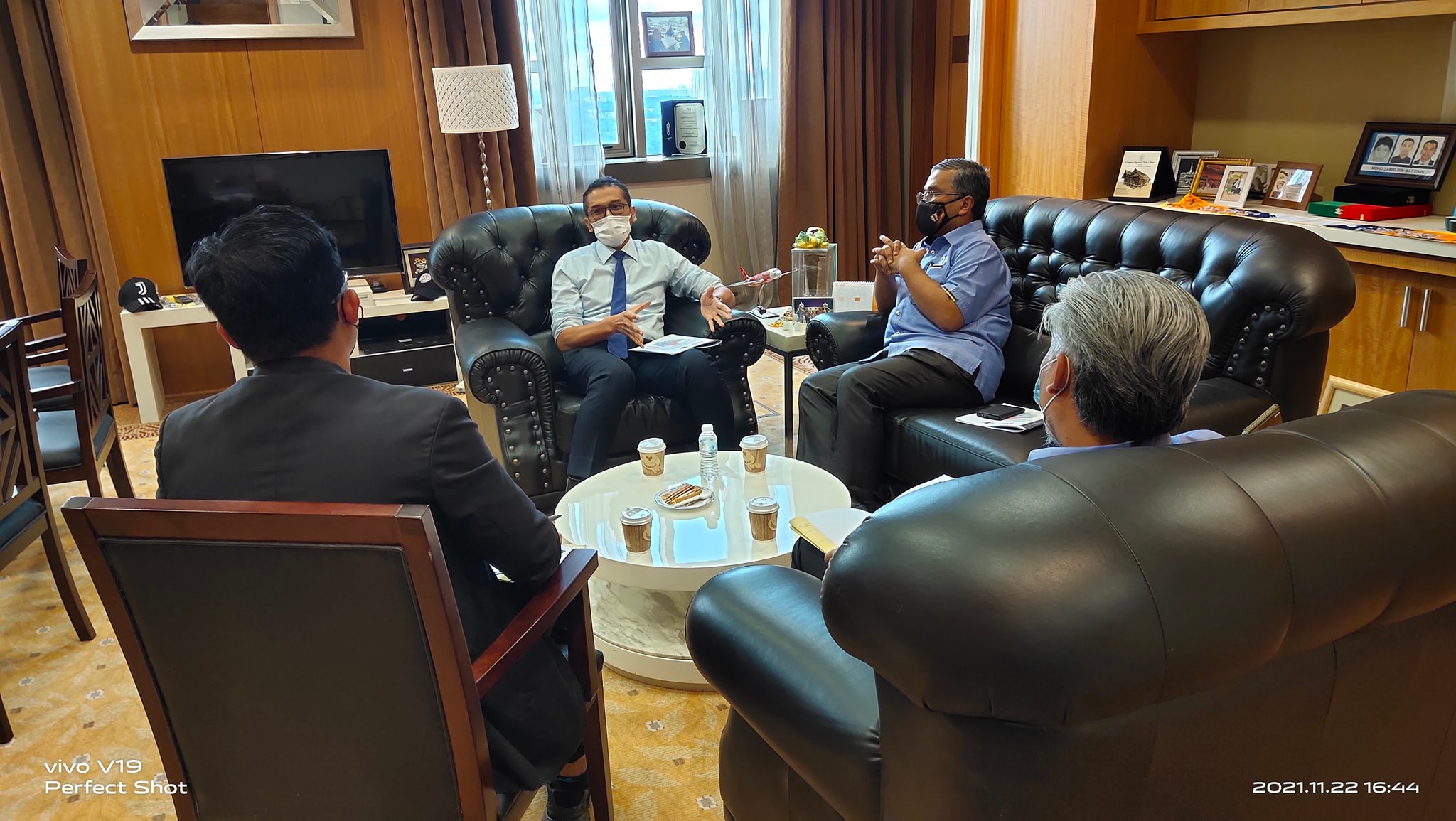 KUNJUNGAN HORMAT DATUK BANDAR MBS KE KEMENTERIAN PELANCONGAN SENI DAN BUDAYA