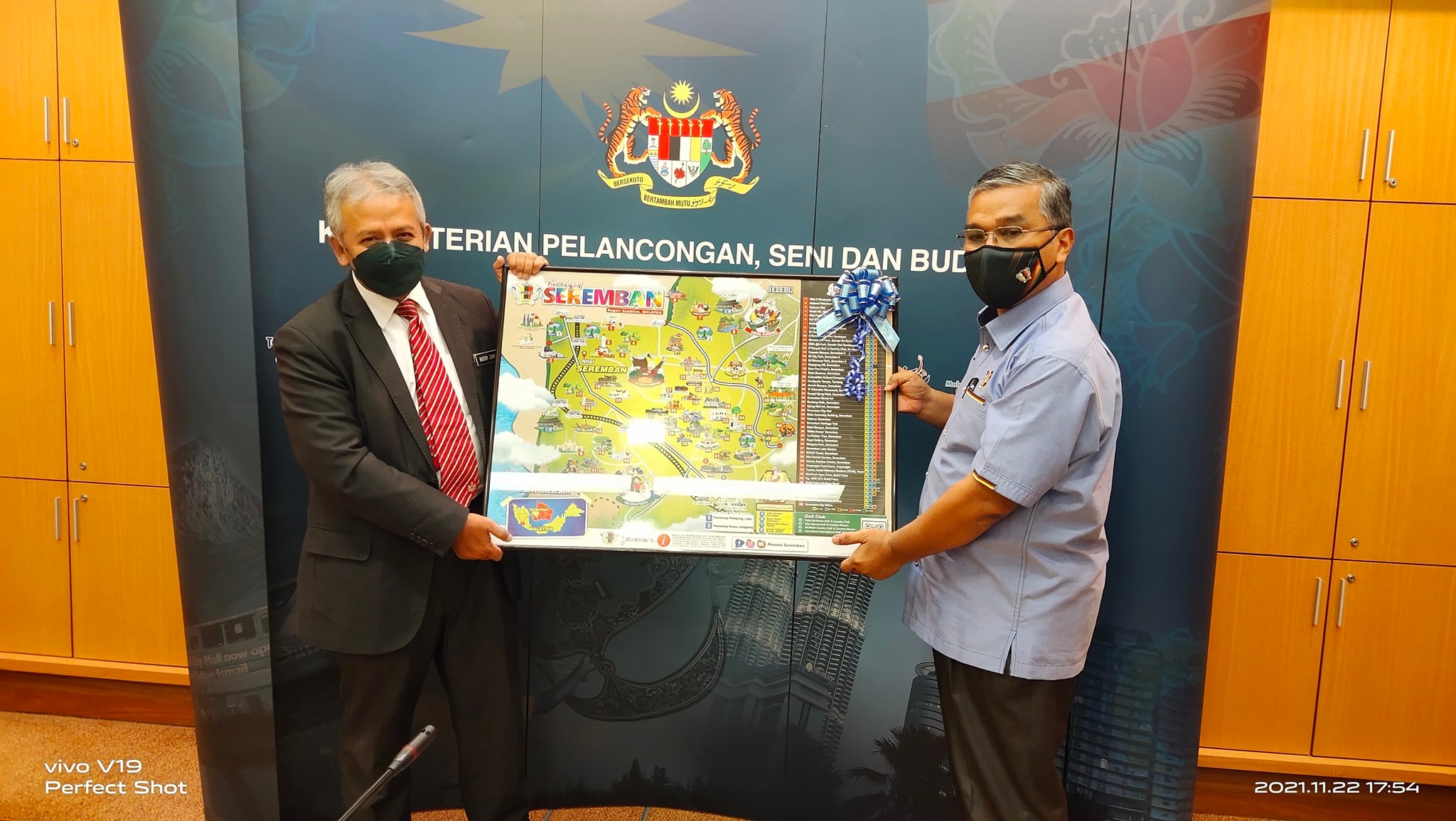 KUNJUNGAN HORMAT DATUK BANDAR MBS KE KEMENTERIAN PELANCONGAN SENI DAN BUDAYA