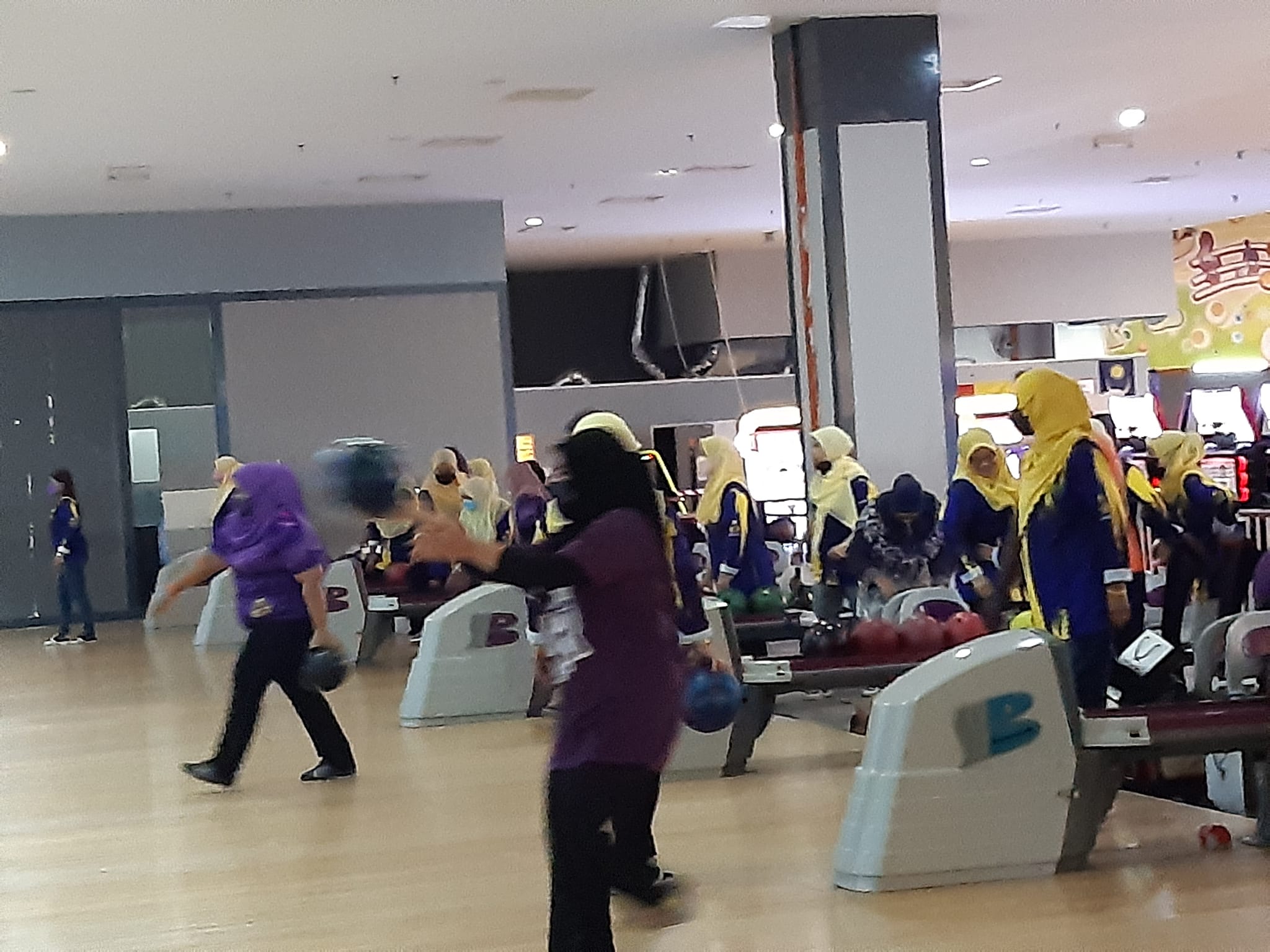 DENGAN KERJASAMA MBS MENGADAKAN PERLAWANAN PERSAHABATAN BOWLING ANTARA PUSPANITA CN9 & PUSPANITA CAWANGAN NEGERI PERLIS