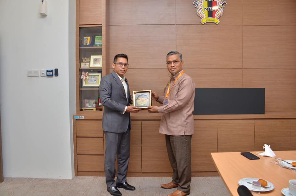 KUNJUNGAN HORMAT DARIPADA JABATAN KERJA RAYA (JKR) SEREMBAN