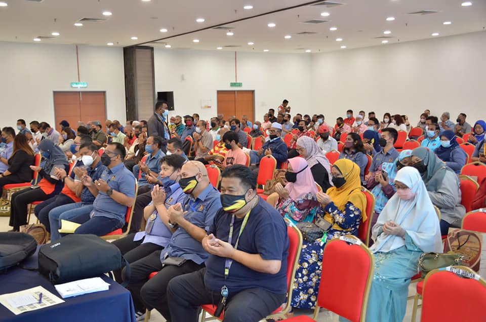 SEJARAH PENGAMBILAN PEMBERSIHAN AWAM DAN KUTIPAN SISA PEPEJAL OLEH SWCORP NEGERI SEMBILAN