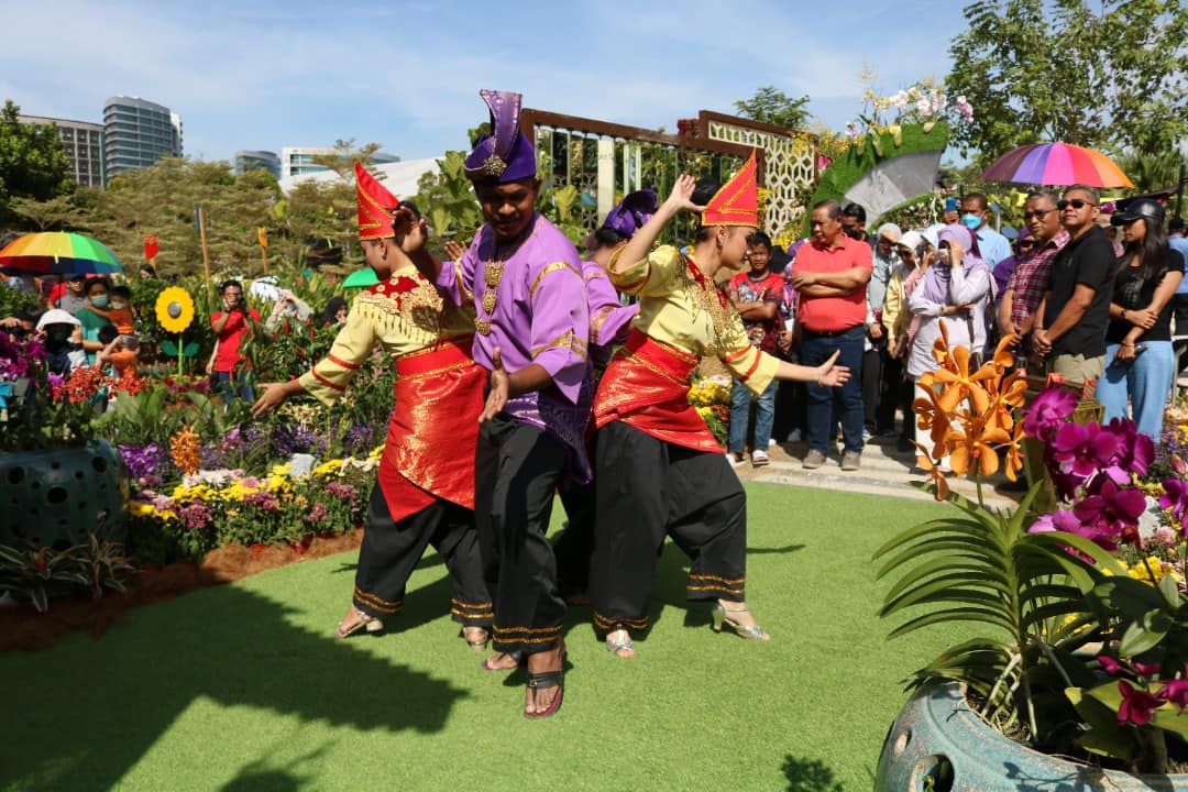 KUNJUNGAN DATUK BANDAR KE PESTA FLORIA PUTRAJAYA