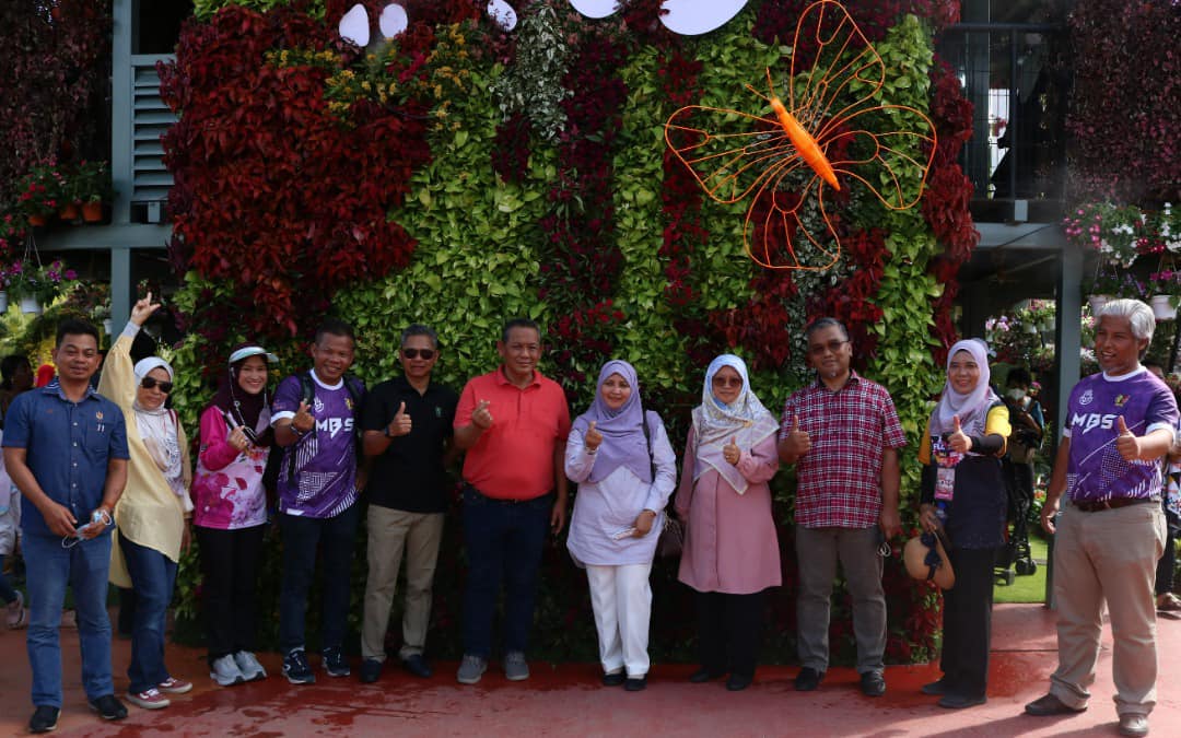 KUNJUNGAN DATUK BANDAR KE PESTA FLORIA PUTRAJAYA