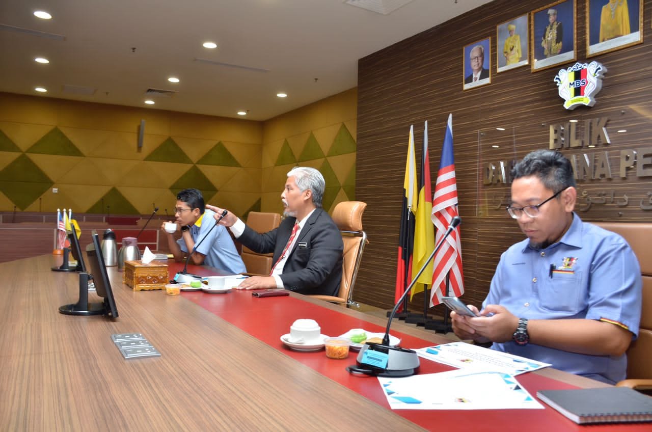 LAWATAN PENANDAARASAN MAJLIS PERBANDARAN KANGAR MENGENAI   PELAKSANAAN OPERASI SMART PARKING MAJLIS BANDARAYA SEREMBAN 