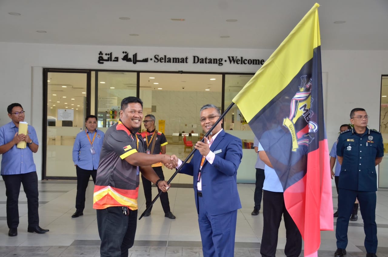 FLAG OFF KONTIJEN MBS KE KEJOHANAN SUKAN PIHAK BERKUASA TEMPATAN MALAYSIA (MALA) TAHUN 2023