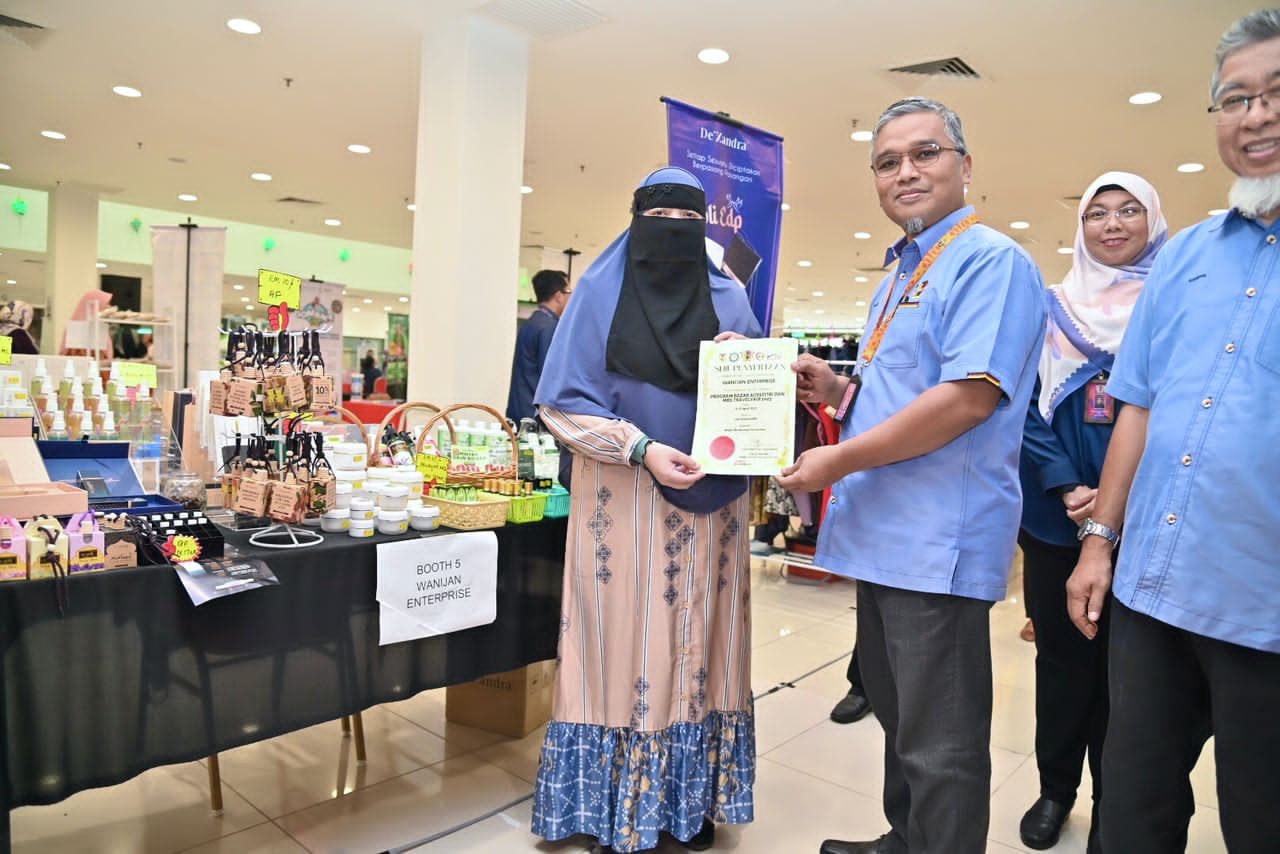 ​BAZAR AIDILFITRI & MBS TRAVEL FAIR 2023 MAJLIS BANDARAYA SEREMBAN [Click and drag to move] ​