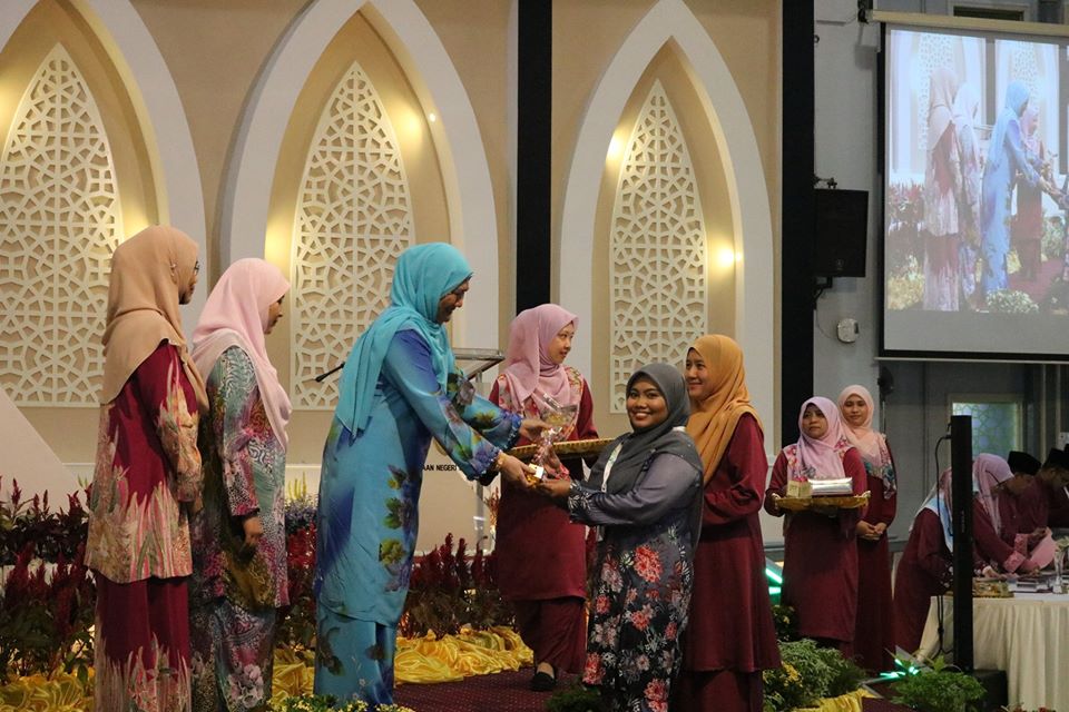 MAJLIS PENUTUPAN & PENYAMPAIAN HADIAH MAJLIS TILAWAH & MENGHAFAZ AL-QURAN PERINGKAT NEGERI SEMBILAN 1441H/2020M