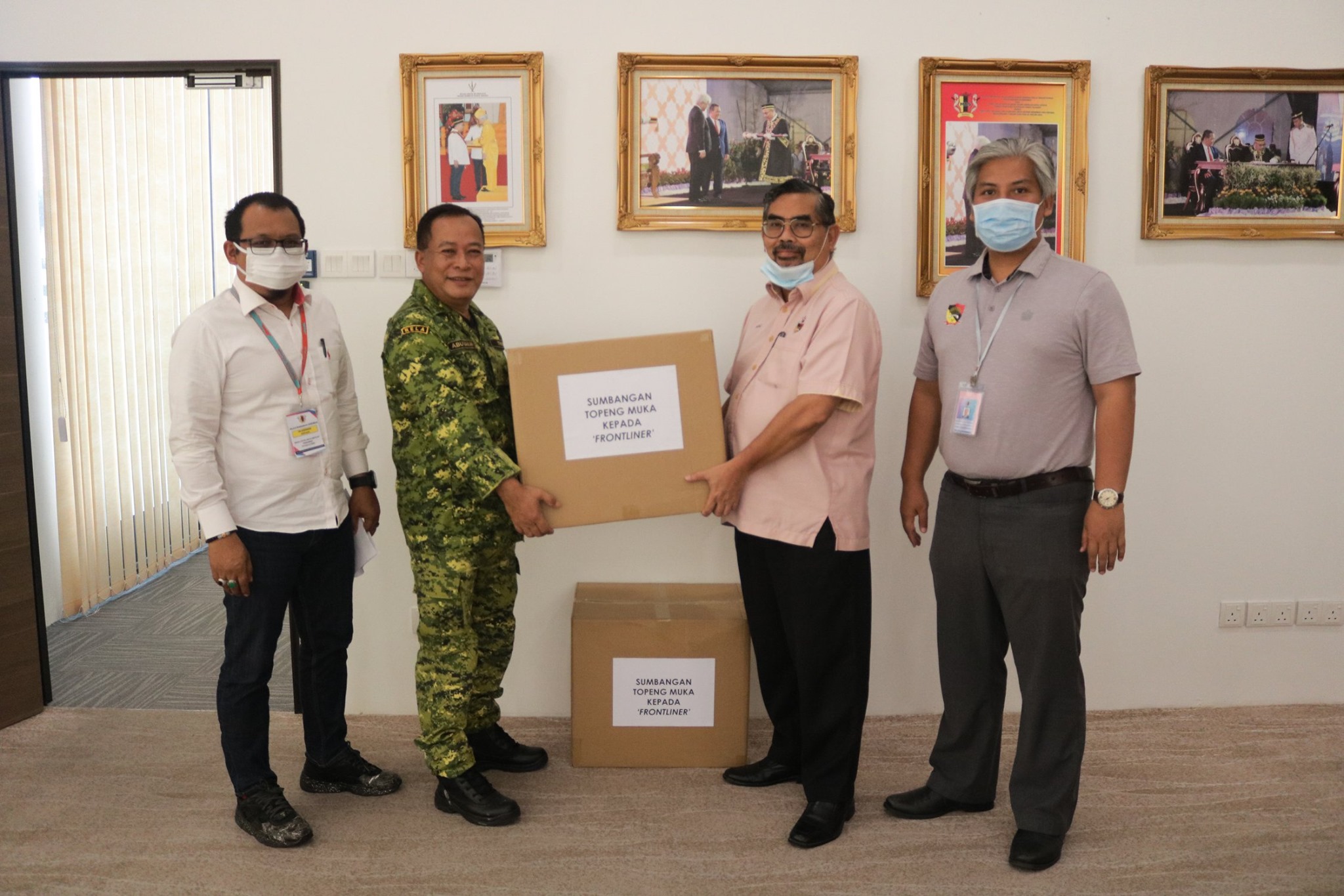 SUMBANGAN PENUTUP HIDUNG DAN MULUT (MASK)