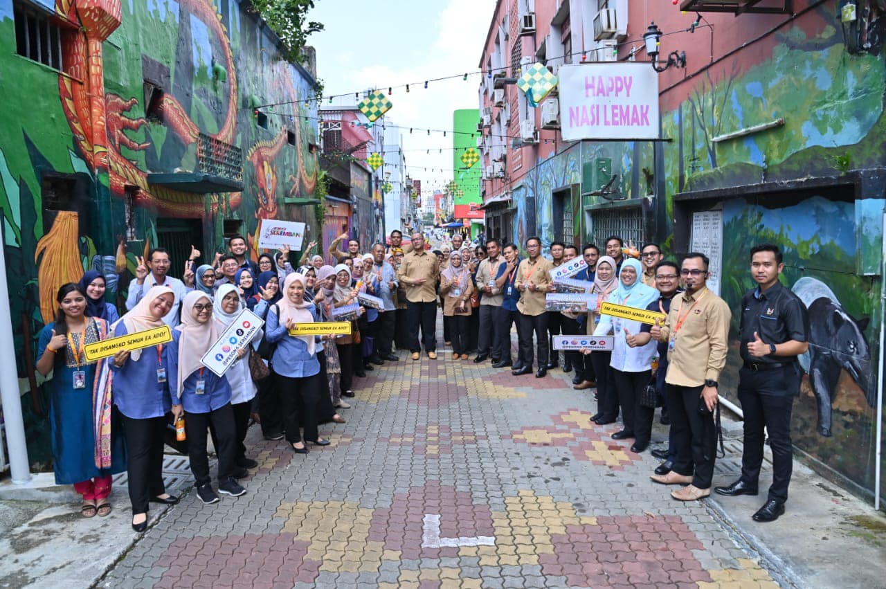 Pegawai Tadbir 4
