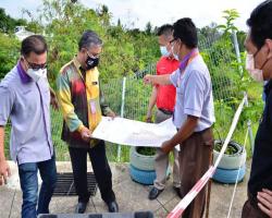 Lawatan Turun Padang Datuk Bandar Ke Taman Bukit Sarimban