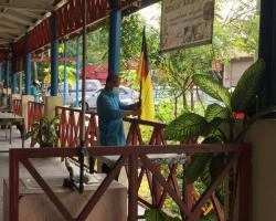 KERJA-KERJA PEMASANGAN BENDERA