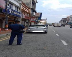 JALAN YAM TUAN