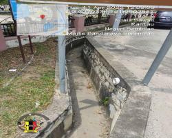 PEMBERSIHAN JALAN-JALAN SELIAAN JKR