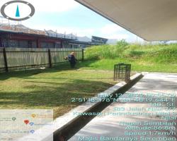  PEMOTONGAN RUMPUT