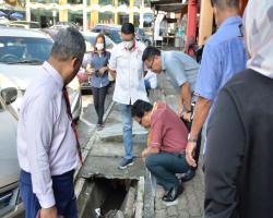 LAWATAN TURUN PADANG DATUK BANDAR DI KEMAYAN SQUARE