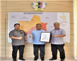 LOW CARBON CITY AWARD