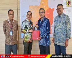 KUNJUNGAN HORMAT MARA CORPORATION KEPADA YBHG. DATUK BANDAR MAJLIS BANDARAYA SEREMBAN