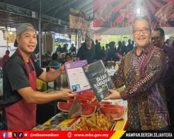 LAWATAN DATUK BANDAR KE BAZAR RAMADAN PASAR AMPANGAN
