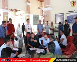 LAWATAN TURUN PADANG DATUK BANDAR