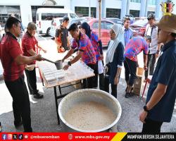 PROGRAM MEMASAK BUBUR LAMBUK ANJURAN BADAN KEBAJIKAN ISLAM MBS