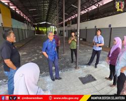 DATUK BANDAR TINJAU PROJEK MENAIKTARAF LONGKANG MONSOON KG. JIBOI